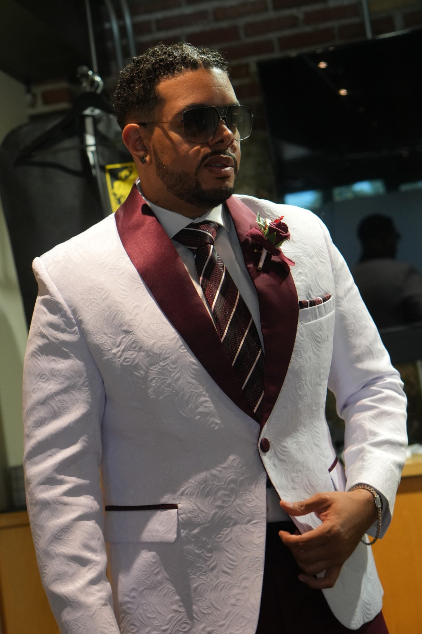 Item Posh - Jacquard with Burgundy Lapel Two Piece