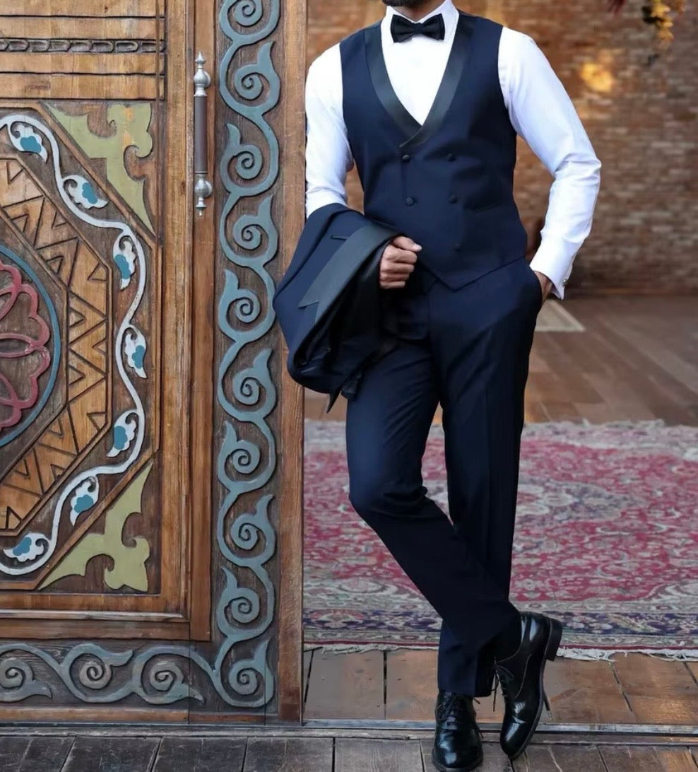 Item Beloved - Navy Blue Peaked Lapel 3 Piece