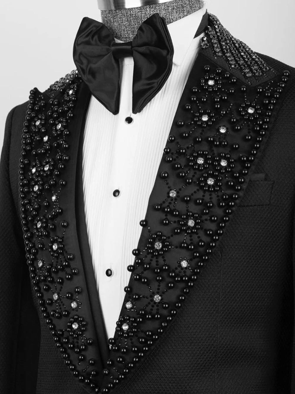 Elegant Men's Beaded Suits For Men Handmade Peaked Lapel Jacket Vest Pants 3 Pieces Groom Wedding Tuxedos Custom Made Blazers