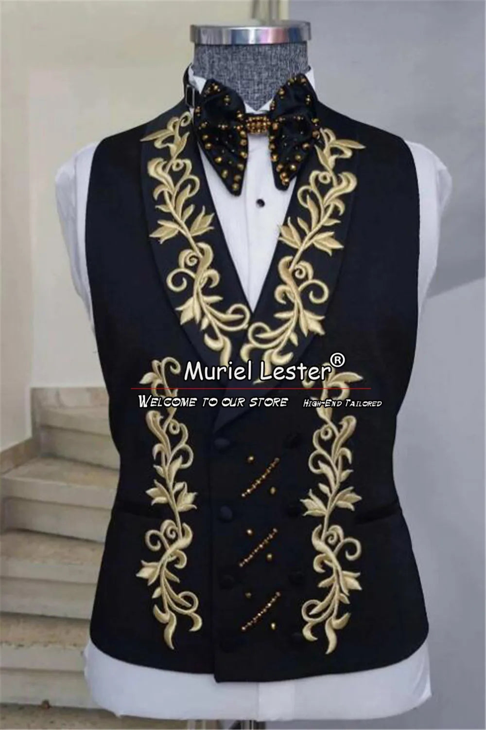 Royal Groom Tuxedos Gold Appliques Beaded Jacket Vest Pants 3 Pieces Men's Wedding Suits Fit Slim Male Dinner Evening Clothing
