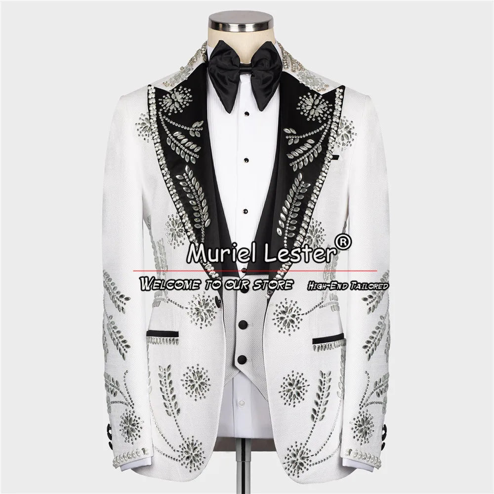 White Tuxedos Luxury  Sliver Stones Beads Men Suits Peaked Lapel Groom Wedding Dinner Prom Blazers 3 Pieces Sets Costume Homme
